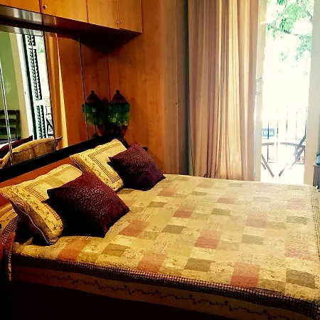Fira Apartment Barcelona