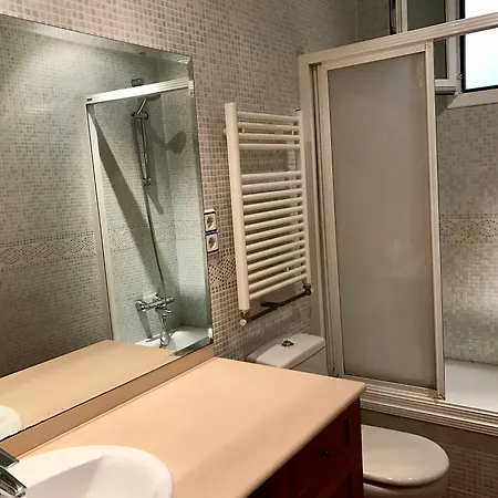 Fira Apartment